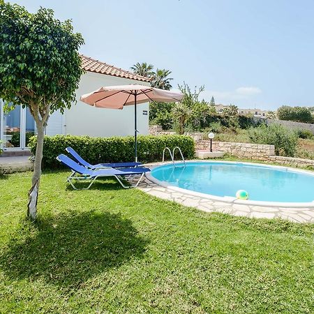 Chill And Relax In A Home With Pool Near The Beach Almirida Dış mekan fotoğraf