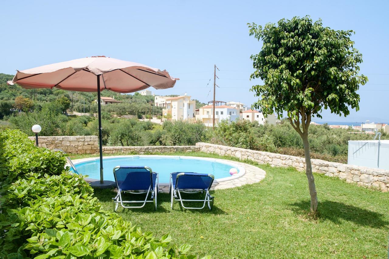 Chill And Relax In A Home With Pool Near The Beach Almirida Dış mekan fotoğraf